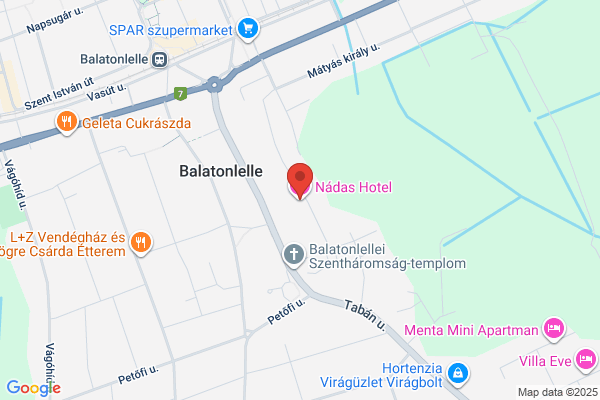 Nádas Hotel És Étterem